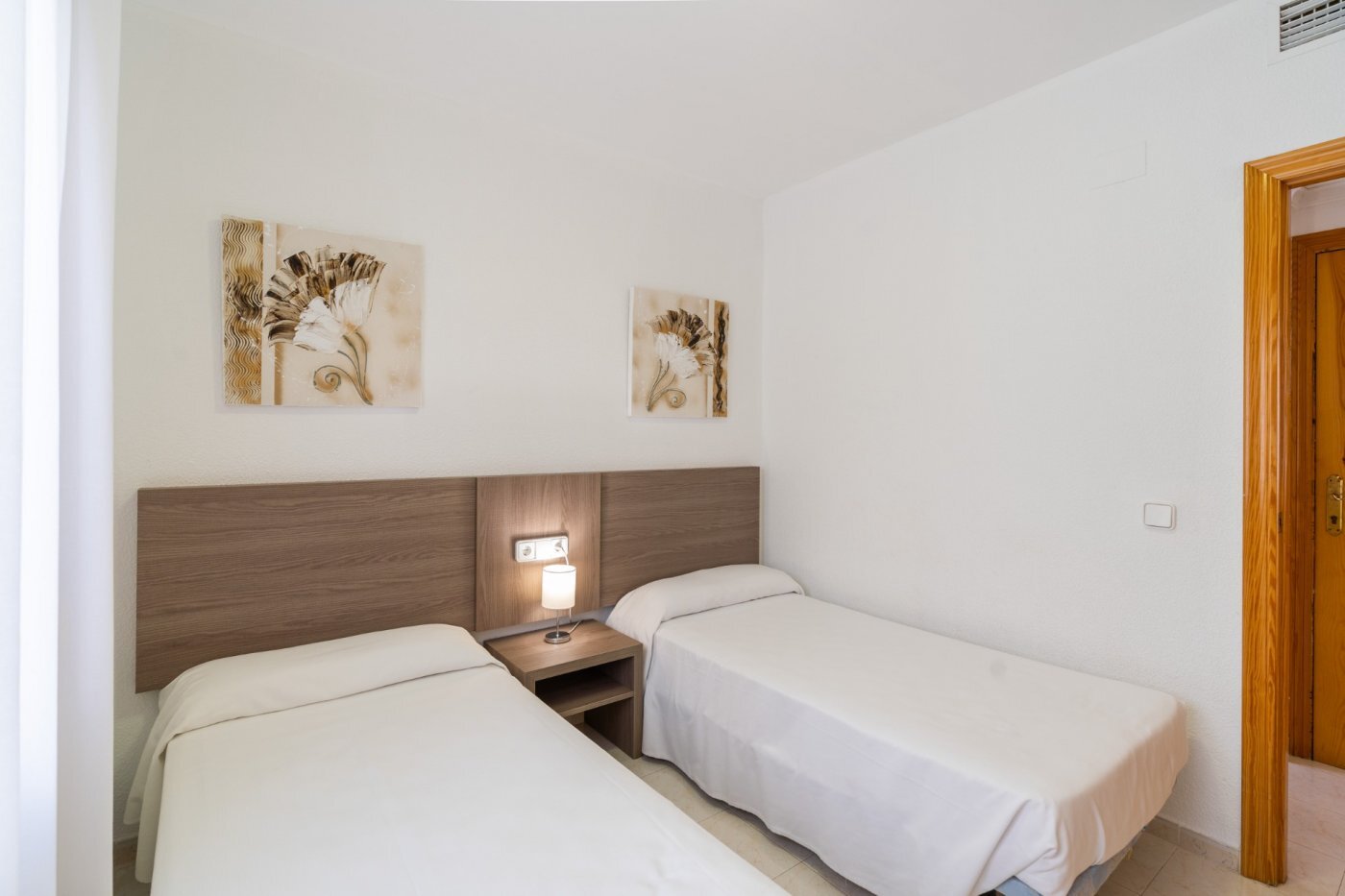 Chalet de obra nueva con piscina privada en Calpe — Diseño y confort