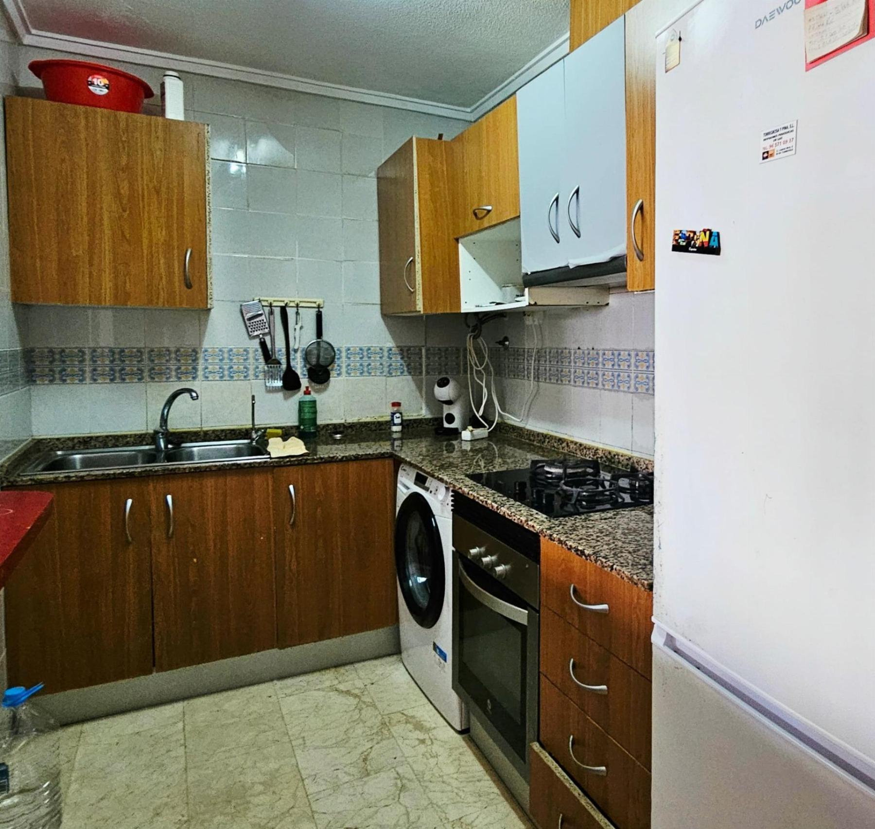 Apartamento a 50m de Playa de Los Locos con gran terraza — 2 dorm.