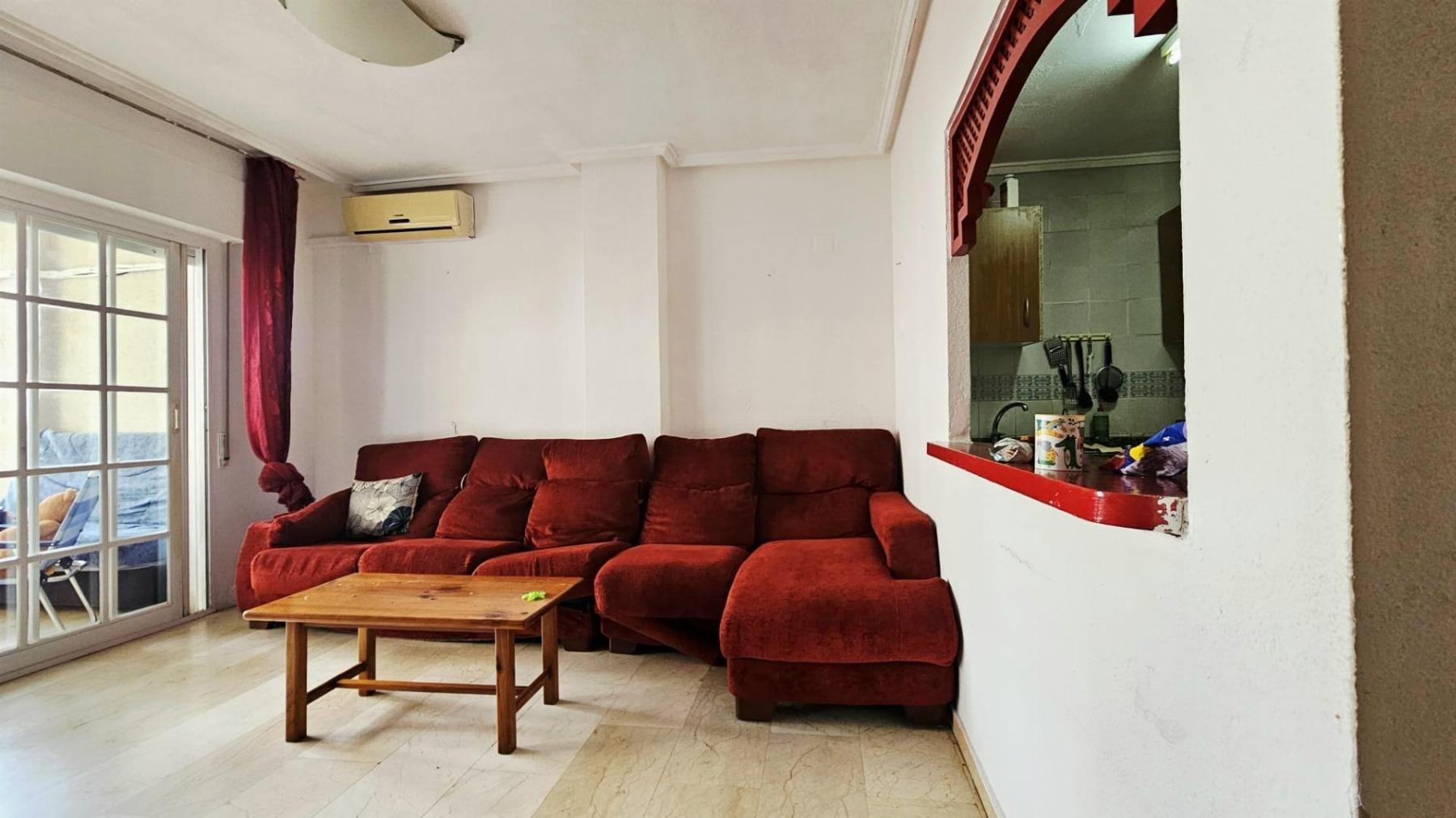 Apartamento a 50m de Playa de Los Locos con gran terraza — 2 dorm.