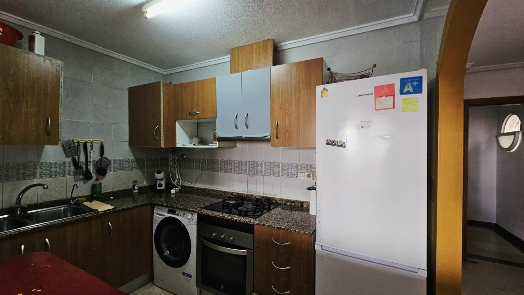 Apartamento a 50m de Playa de Los Locos con gran terraza — 2 dorm.