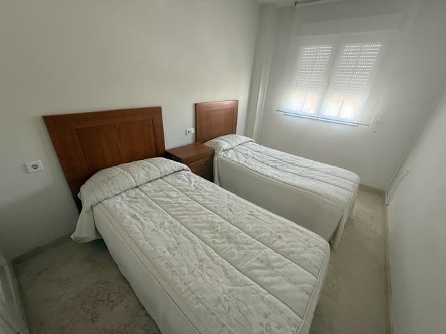 Duplex con doble jardín en La Fuente, Orihuela Costa — 2 dorm. y 2 baños