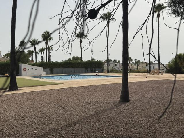 Duplex con doble jardín en La Fuente, Orihuela Costa — 2 dorm. y 2 baños