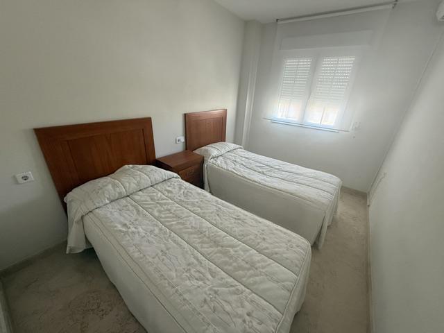 Duplex con doble jardín en La Fuente, Orihuela Costa — 2 dorm. y 2 baños
