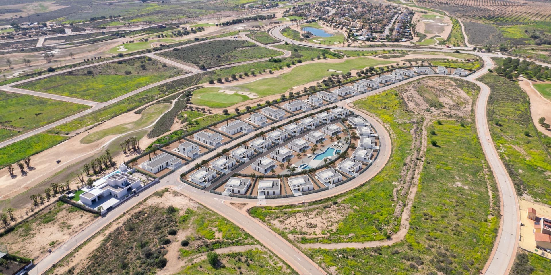 Villa de lujo en 1ª línea de golf en Fuente Álamo — 3 dorm. y piscina privada