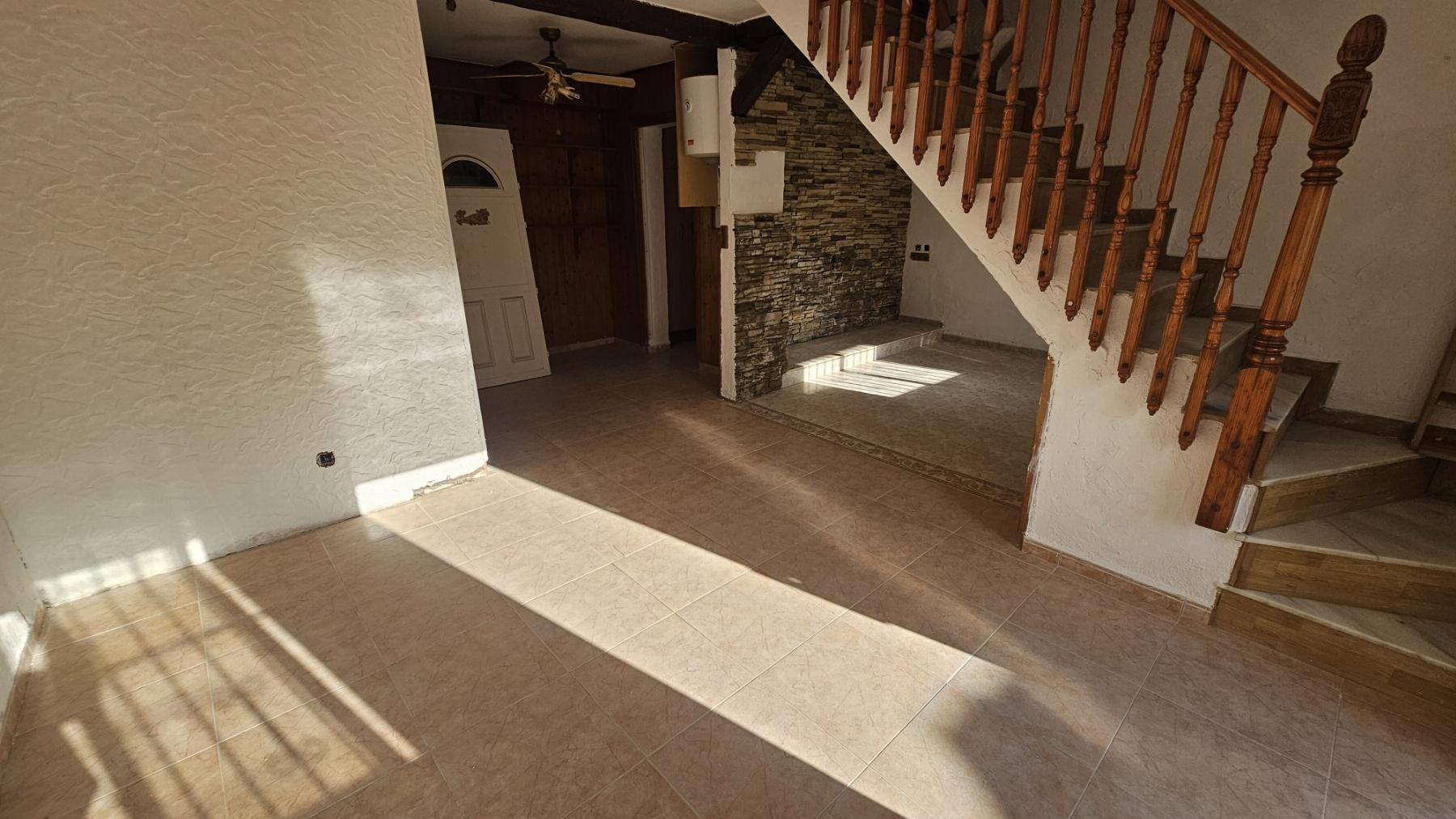 Duplex con piscina privada en Jardín del Mar III, Torrevieja — 2 dorm.