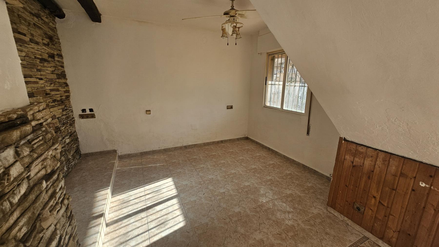 Duplex con piscina privada en Jardín del Mar III, Torrevieja — 2 dorm.