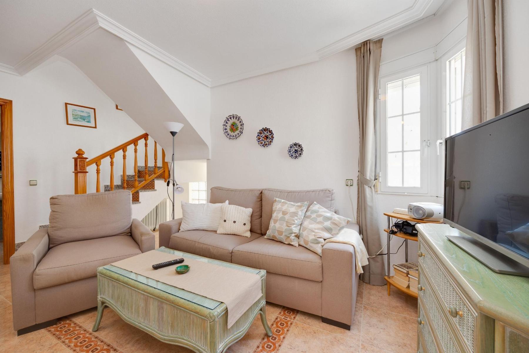 Duplex con piscina privada en La Florida, Orihuela Costa – 2 hab / 2 baños