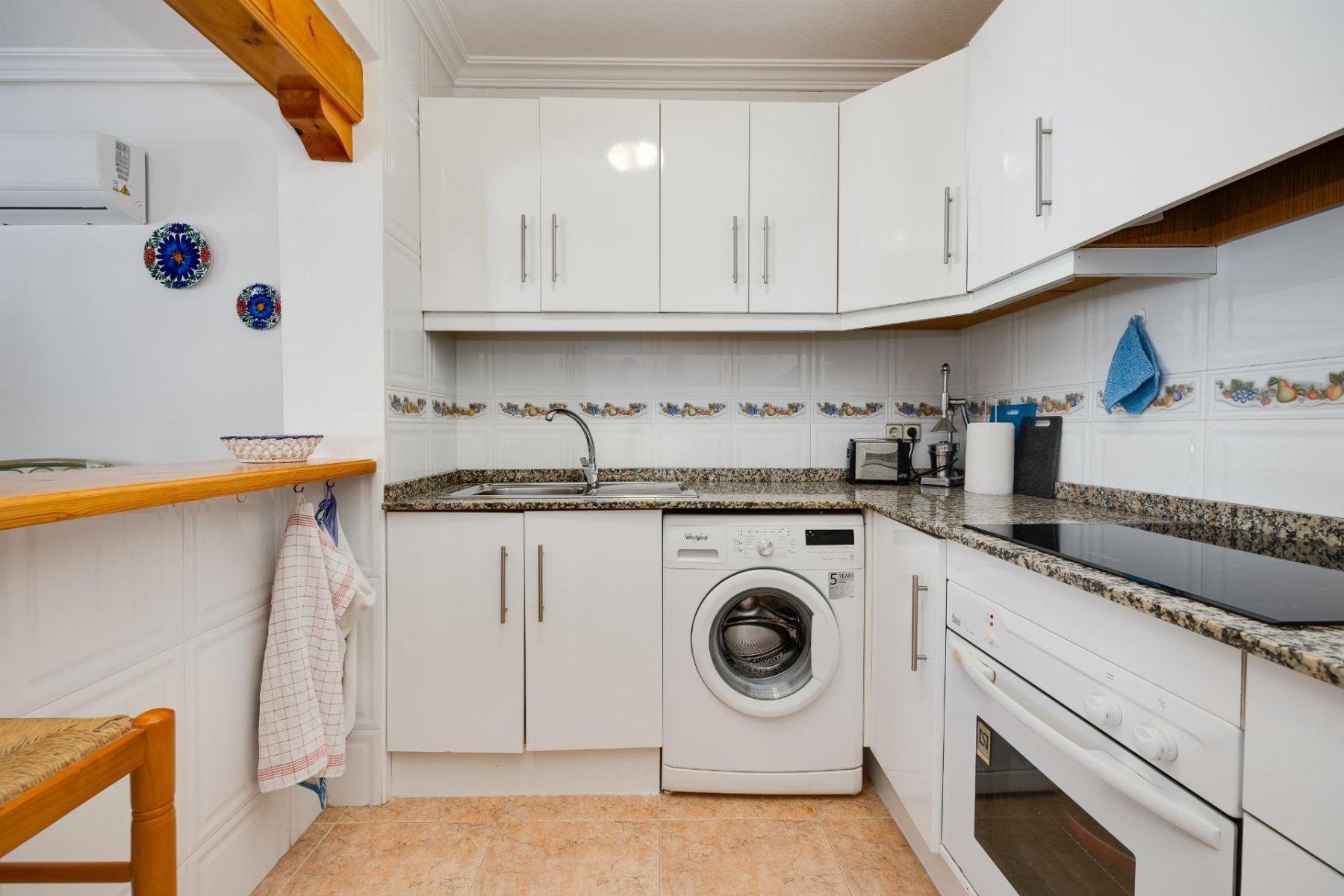 Duplex con piscina privada en La Florida, Orihuela Costa – 2 hab / 2 baños