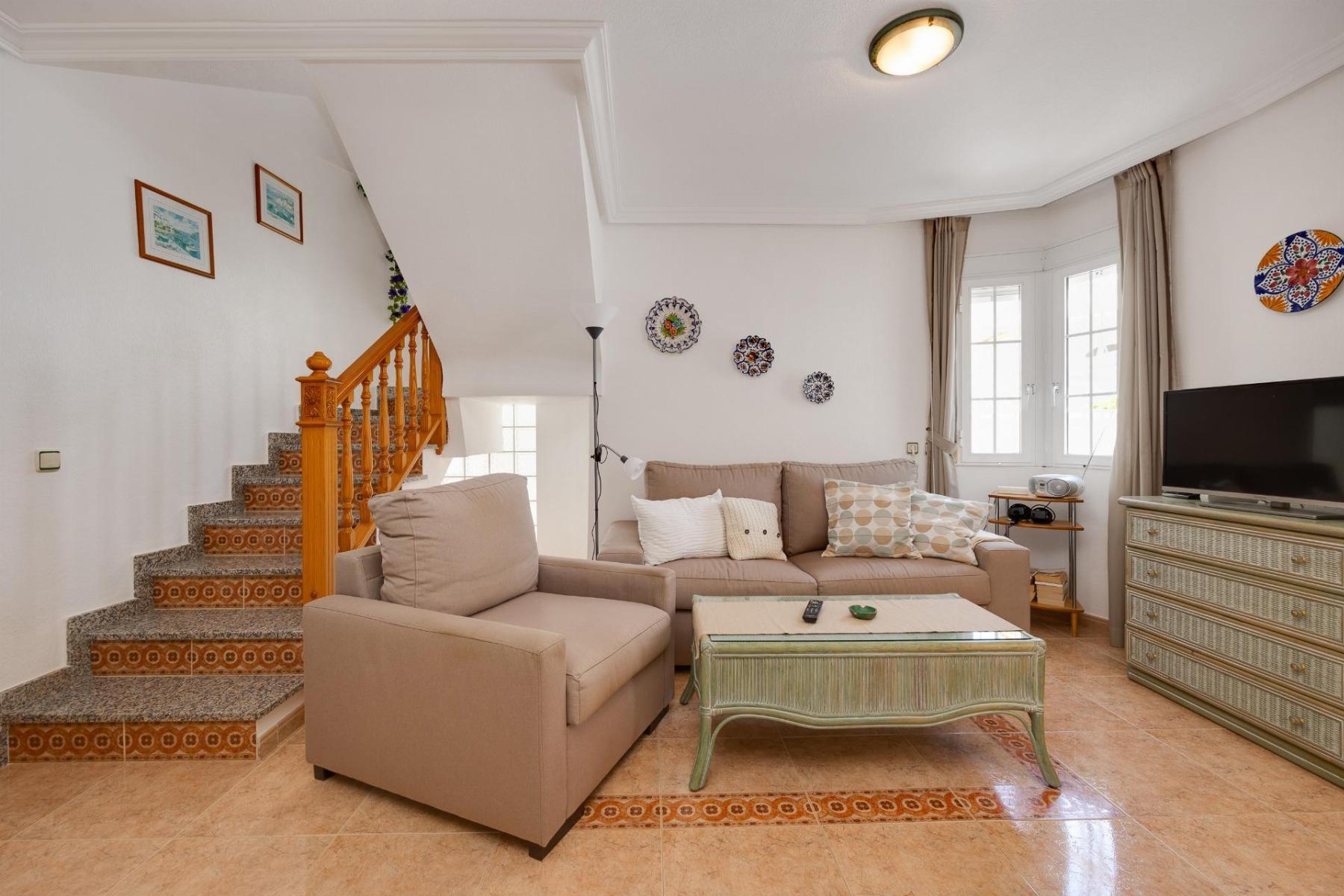 Duplex con piscina privada en La Florida, Orihuela Costa – 2 hab / 2 baños