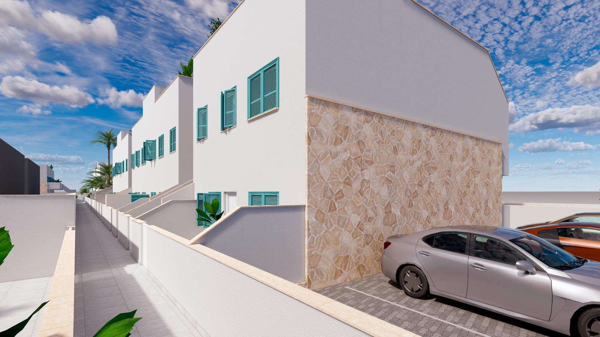 Chalet de obra nueva con piscina privada a 500m del mar en Pilar de la Horadada