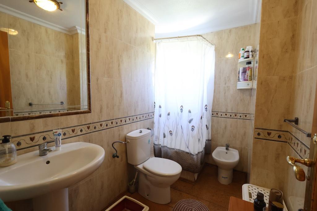 Bungalow con parcela de 170 m² y orientación sur en Lomas de Cabo Roig