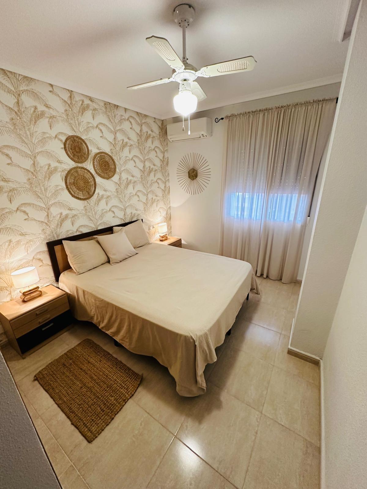 Bungalow con jardín y piscina en Dream Hills – Inversión con renta garantizada