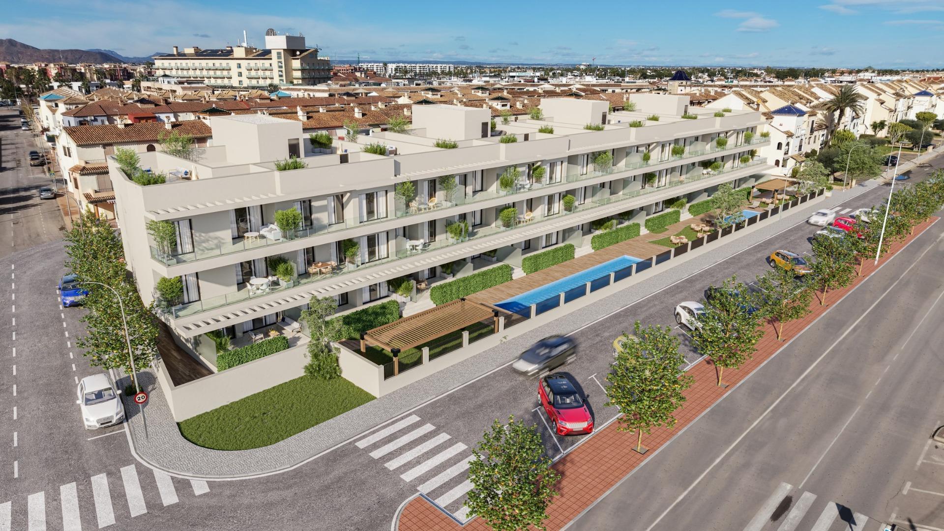 Apartamento de lujo a 250m de la playa en Los Alcázares con piscina privada
