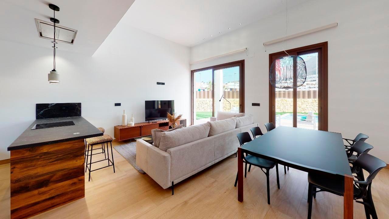 Villa de obra nueva con vistas al mar en Finestrat — 4 dorm. y piscina