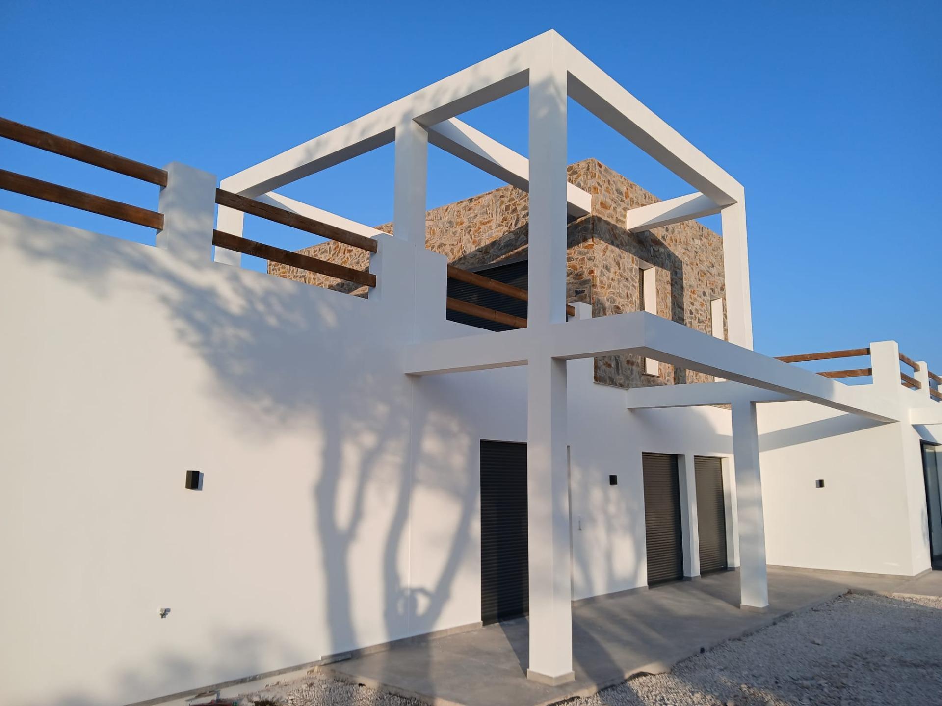 Villa de lujo en Pinoso: 10.116 m² de parcela, piscina y 4 dormitorios