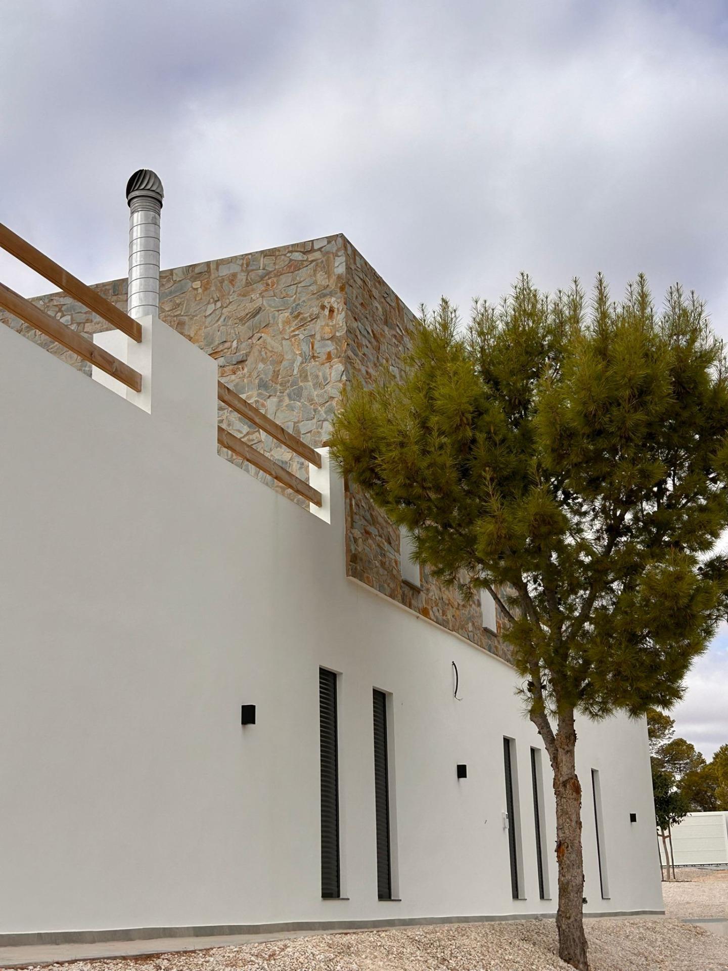 Villa de lujo en Pinoso: 10.116 m² de parcela, piscina y 4 dormitorios