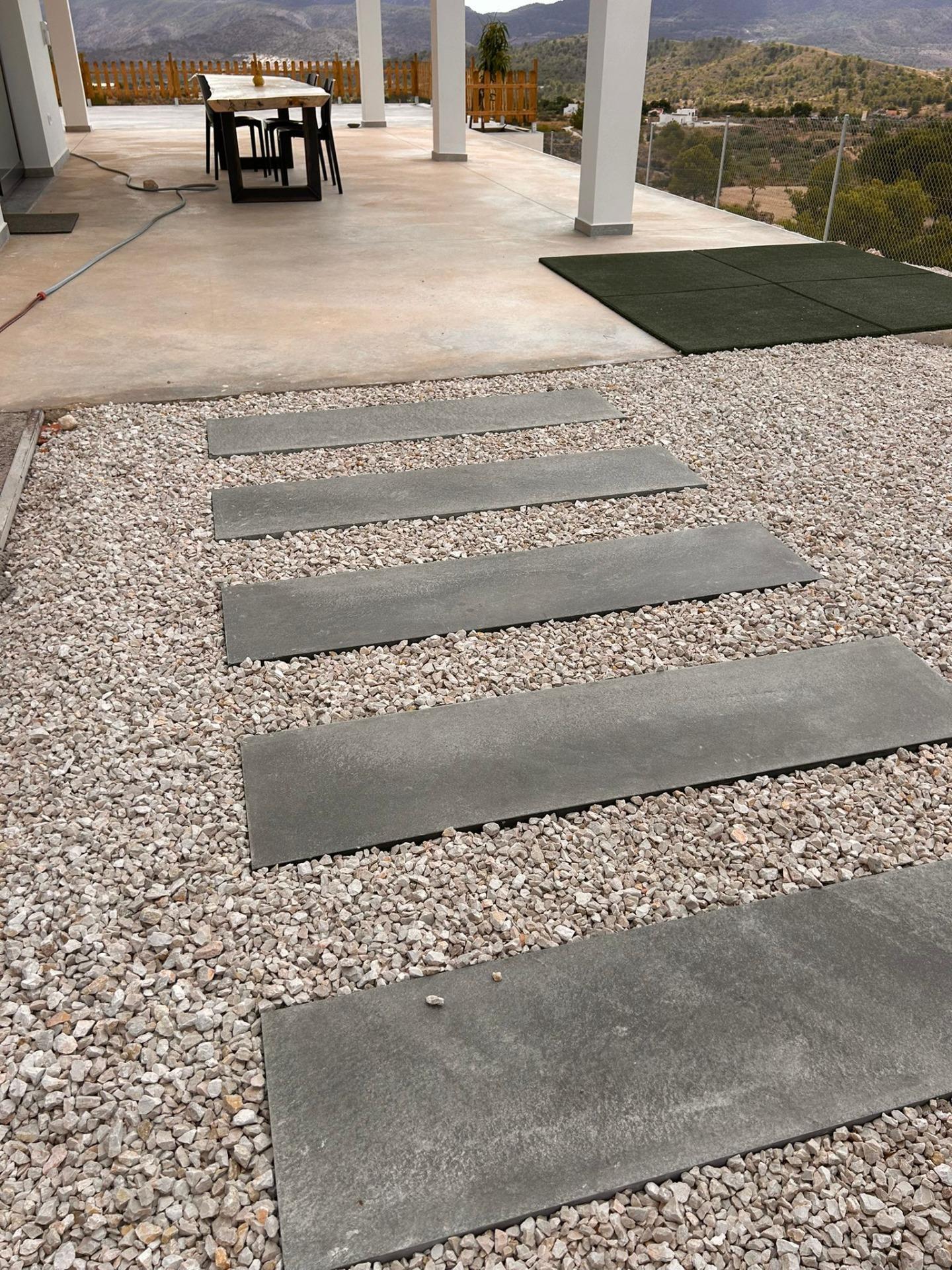 Villa de lujo en Pinoso: 10.116 m² de parcela, piscina y 4 dormitorios