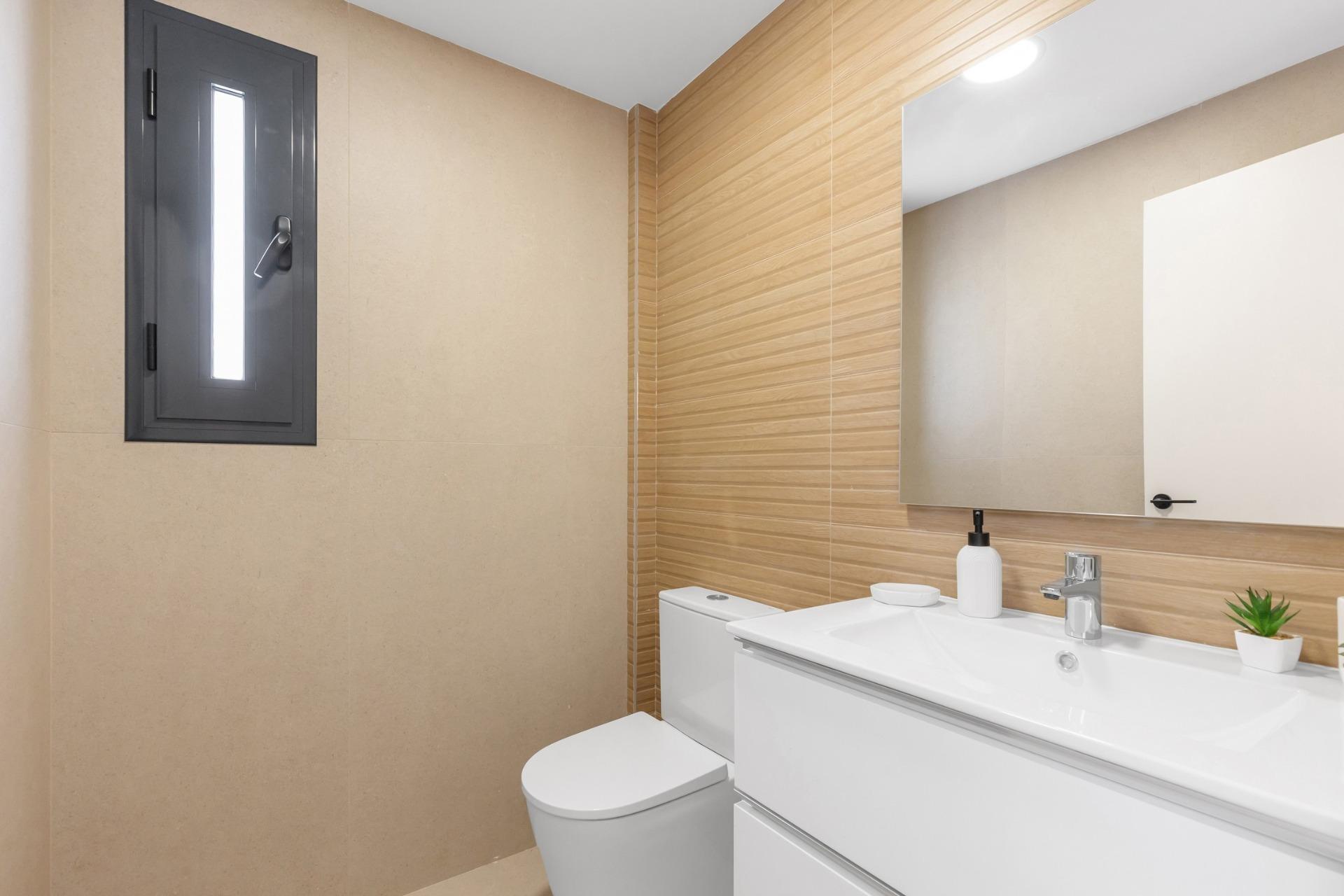 Villa de obra nueva con piscina privada y solárium en Rafal — 3 dorm.