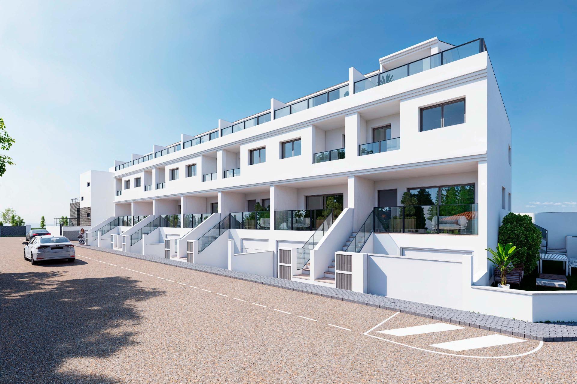 Villa de obra nueva con piscina privada y solárium en Rafal — 3 dorm.