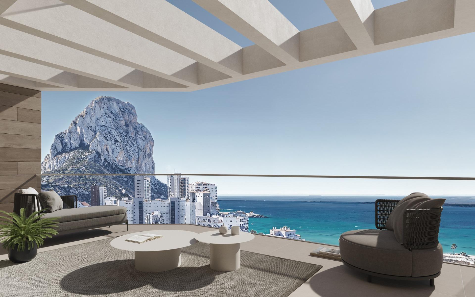 Ático de obra nueva con piscina privada y vistas al mar en Calpe — 4 dorm.