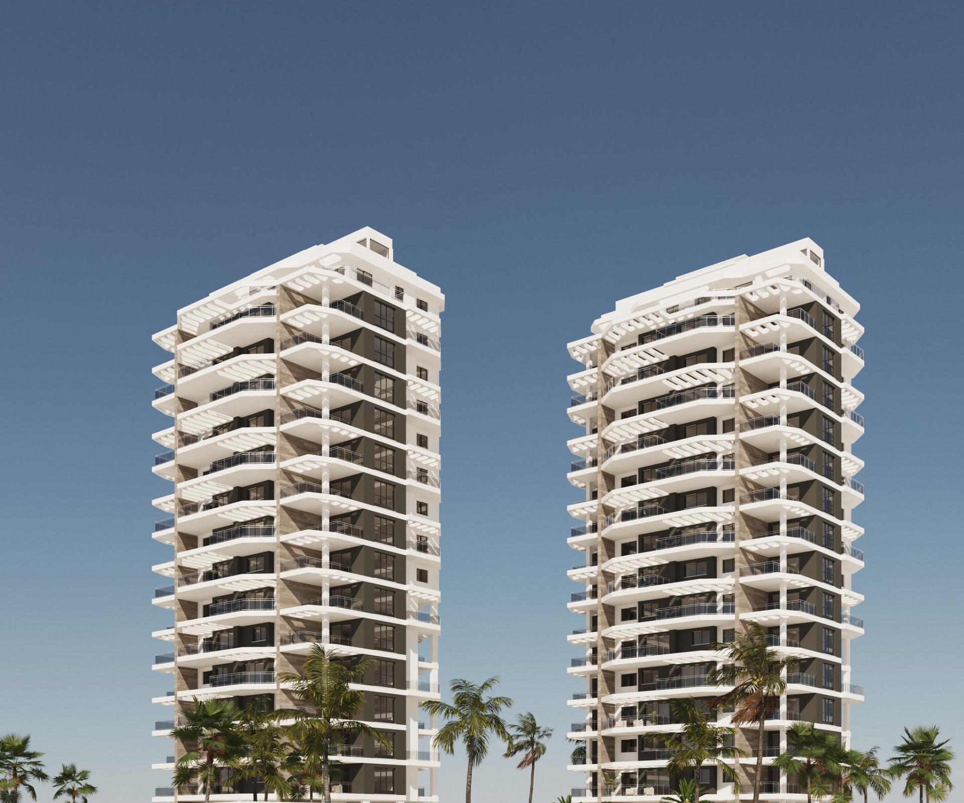 Ático de obra nueva con piscina privada y vistas al mar en Calpe — 4 dorm.