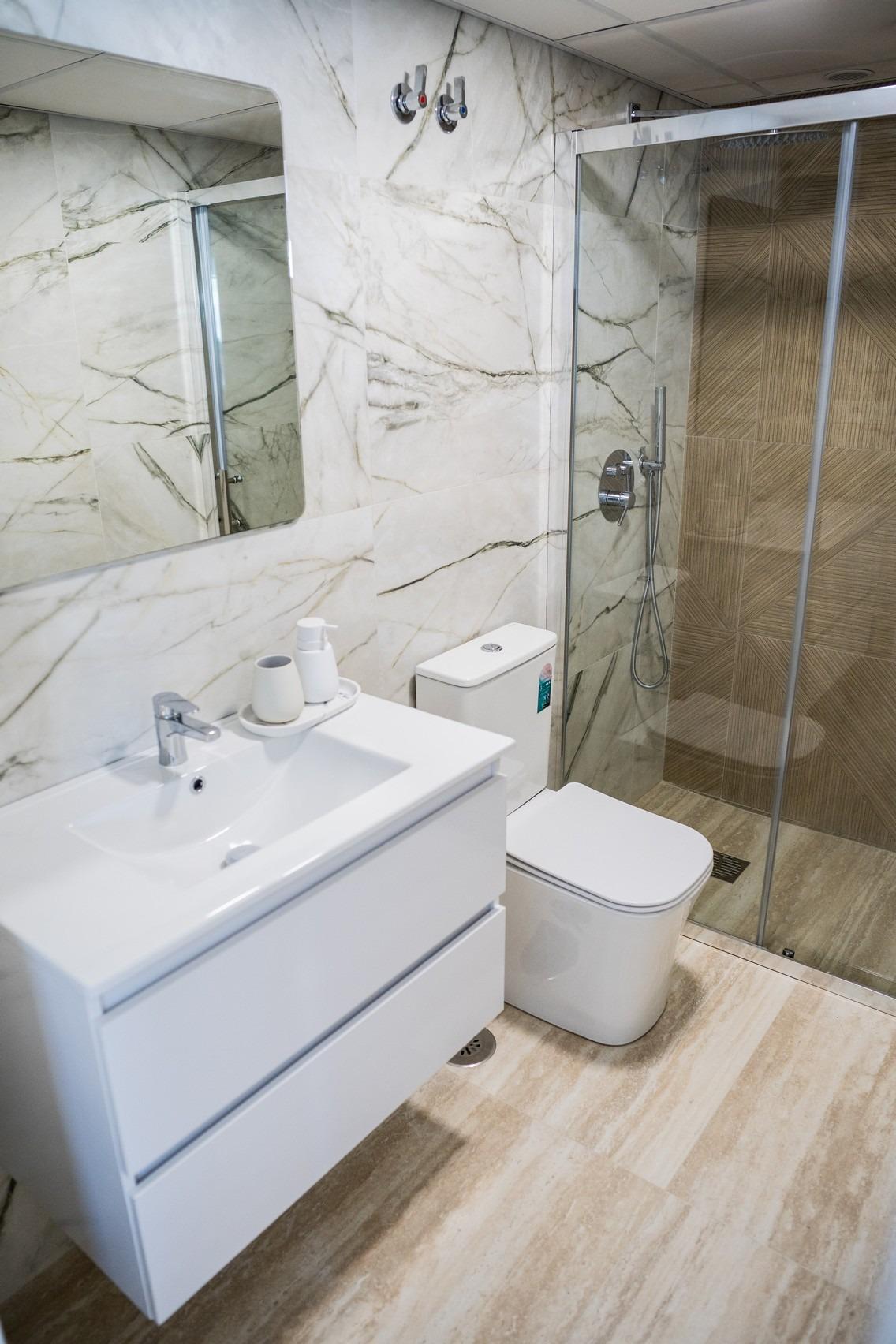 Villa de obra nueva junto al Golf La Marquesa en Ciudad Quesada — 5 dorm. y piscina