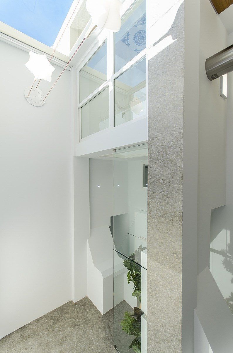 Villa de obra nueva con piscina privada en Los Montesinos — 5 dorm. y 4 baños