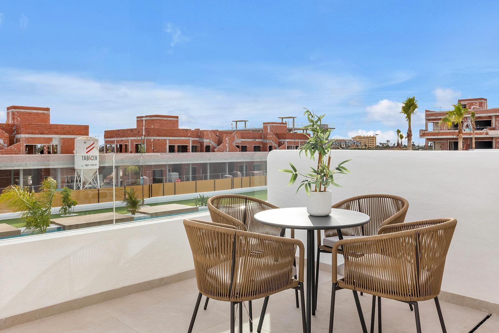 Apartamento de obra nueva con piscina privada junto a Serena Golf, Los Alcázares