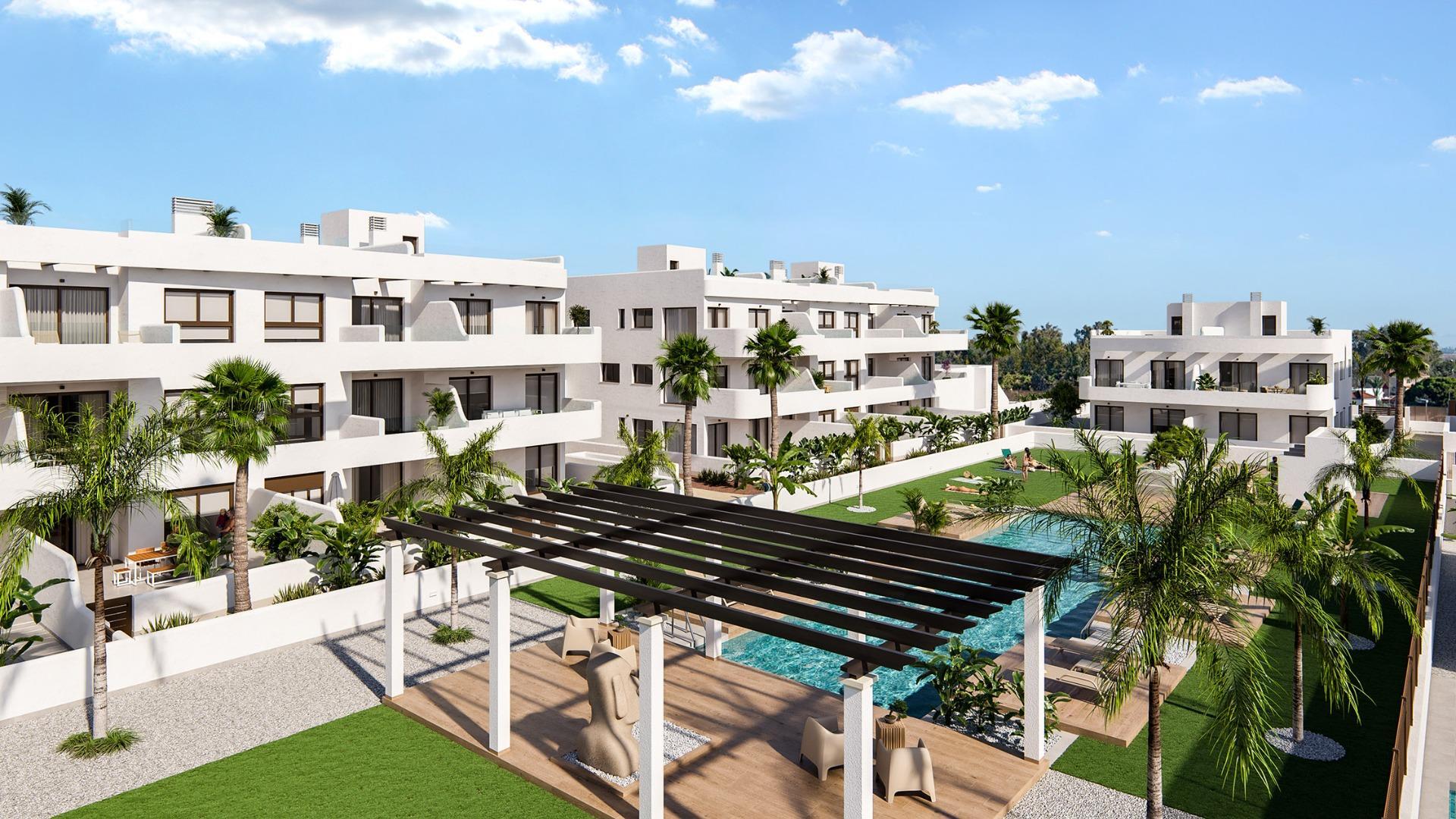 Apartamento de obra nueva con piscina privada junto a Serena Golf, Los Alcázares