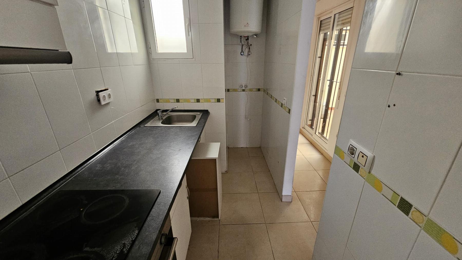3-Bed Coastal Apartment 200m from Playa del Cura with Private Patio & Garage