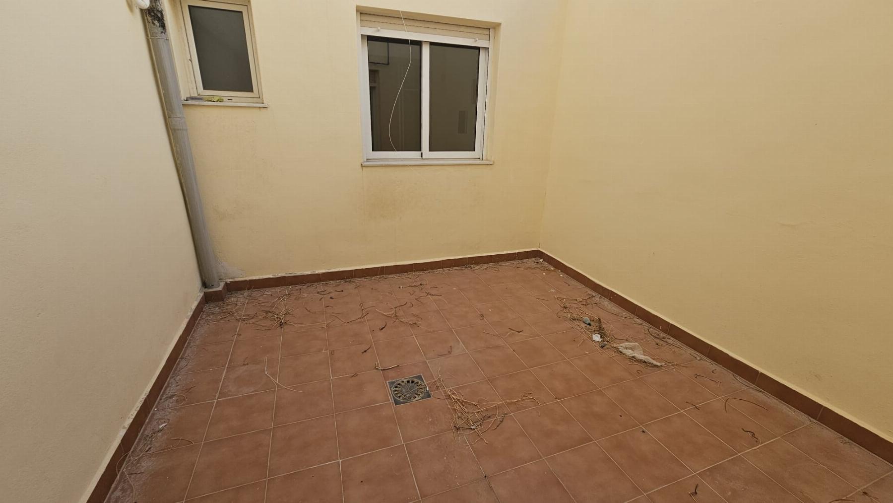 3-Bed Coastal Apartment 200m from Playa del Cura with Private Patio & Garage