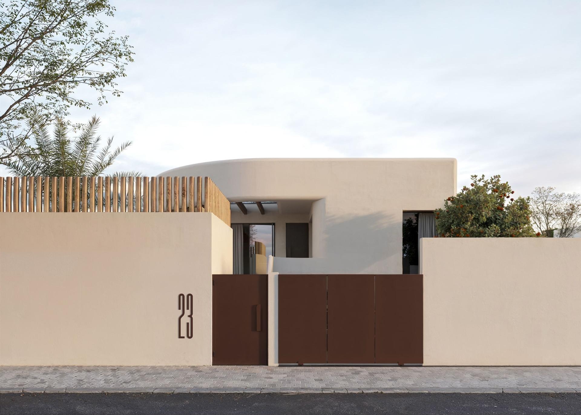 Villa de lujo con piscina y solárium en La Finca Golf, Algorfa — 3 Dorm.