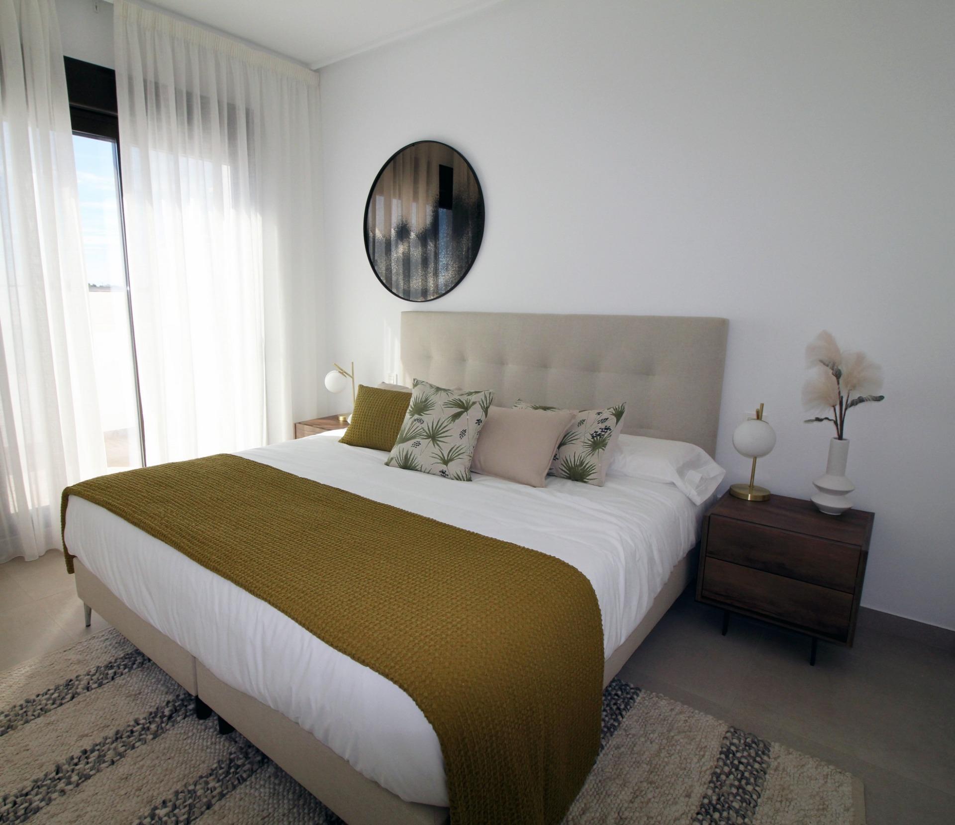 Villa de obra nueva con piscina privada en Pilar de la Horadada — 4 dorm.