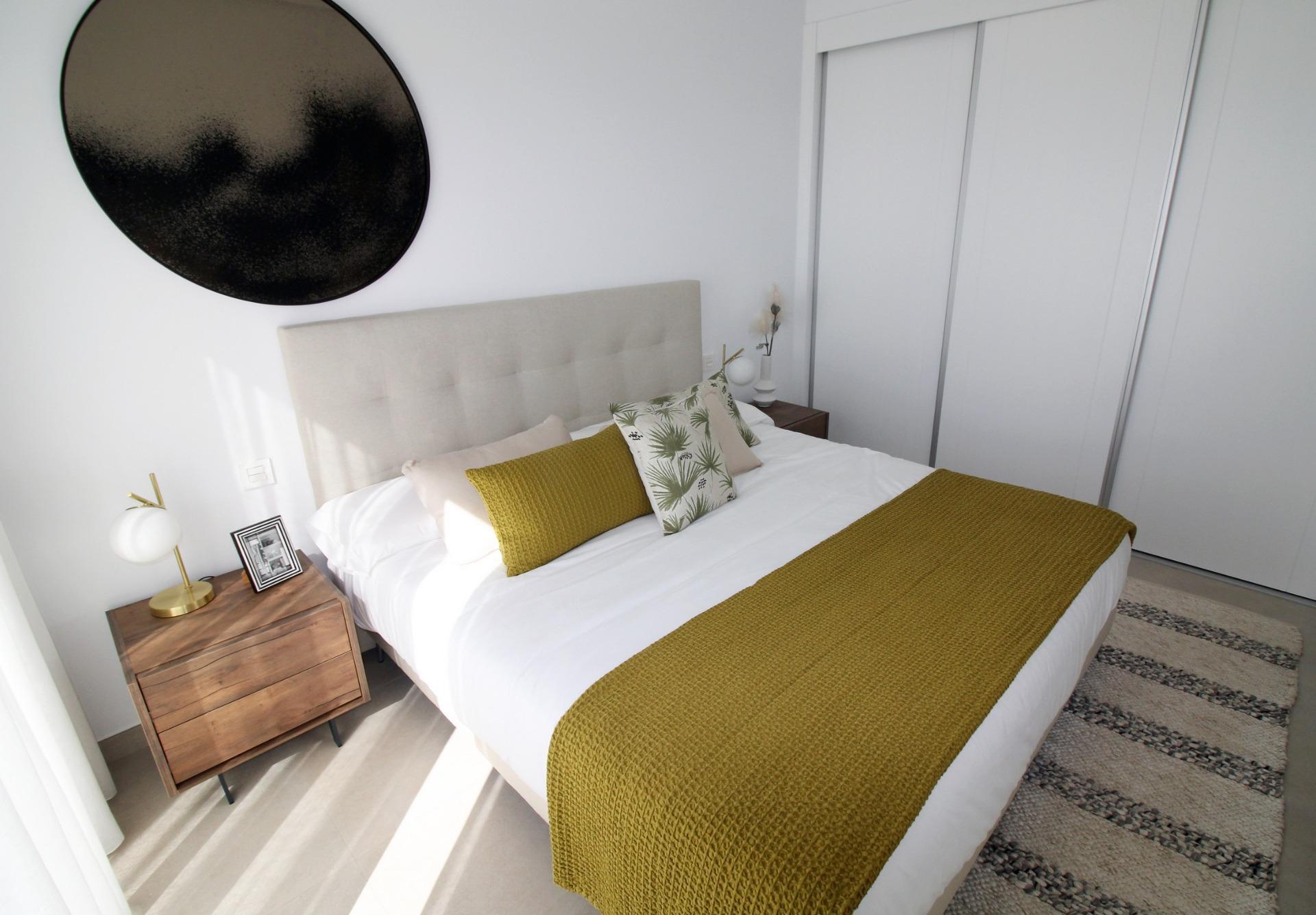 Villa de obra nueva con piscina privada en Pilar de la Horadada — 4 dorm.