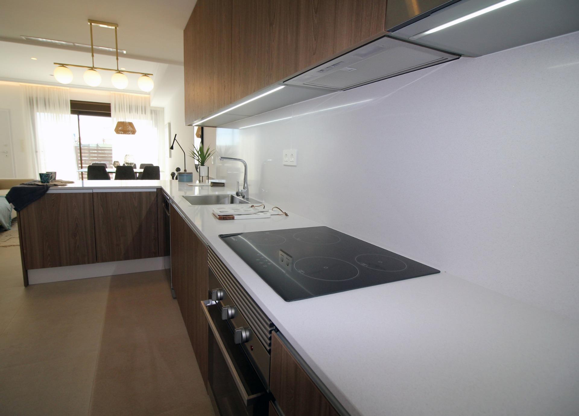 Villa de obra nueva con piscina privada en Pilar de la Horadada — 4 dorm.