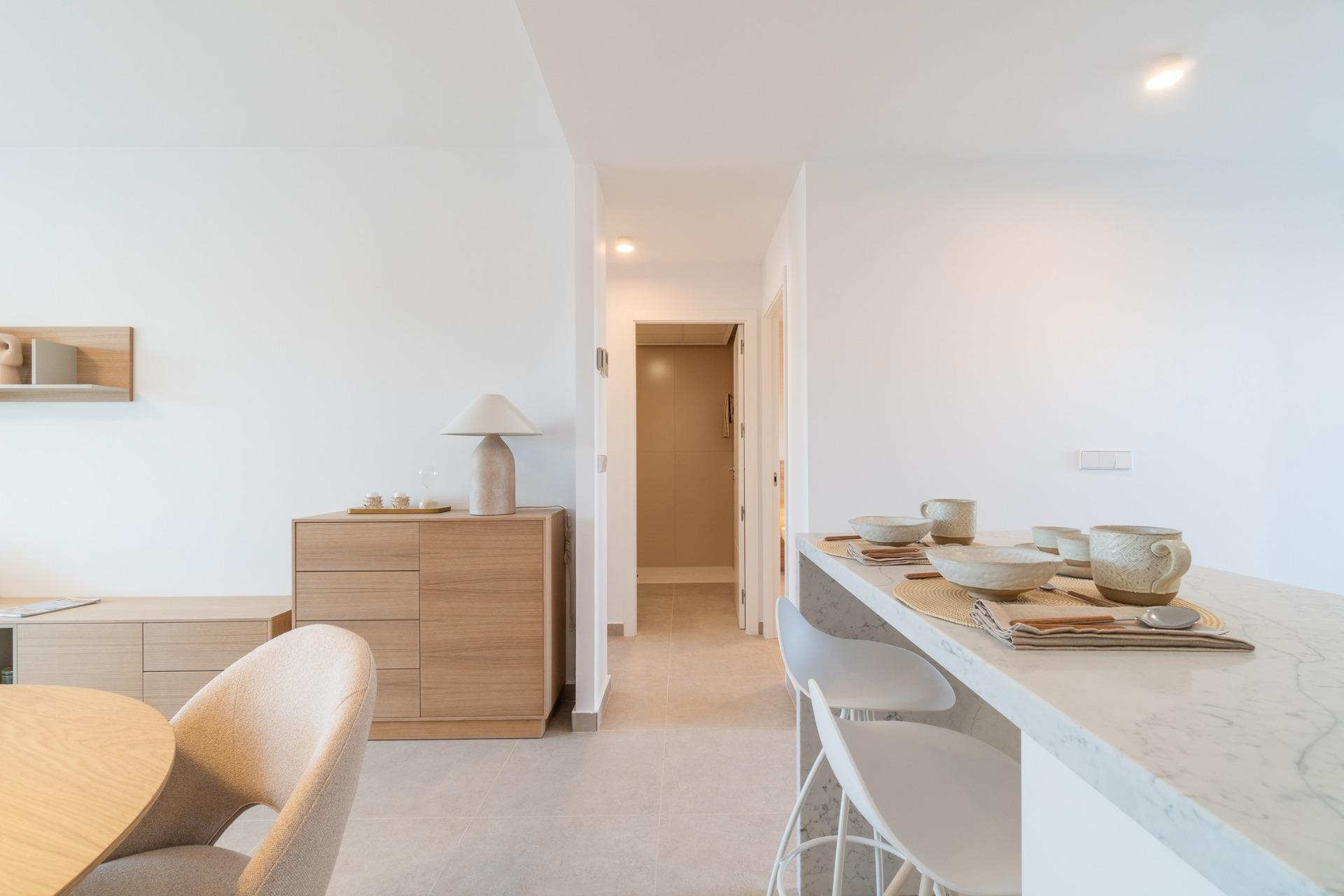 Apartamento de obra nueva con piscina privada en Playa Flamenca — 4 dorm.