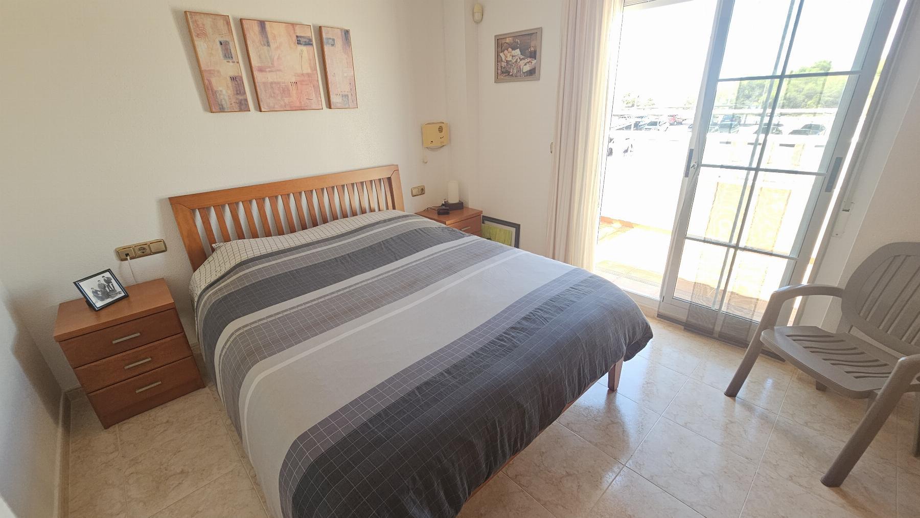 Dúplex con jardín privado y solárium en Lomas de Cabo Roig — 2 dorm.