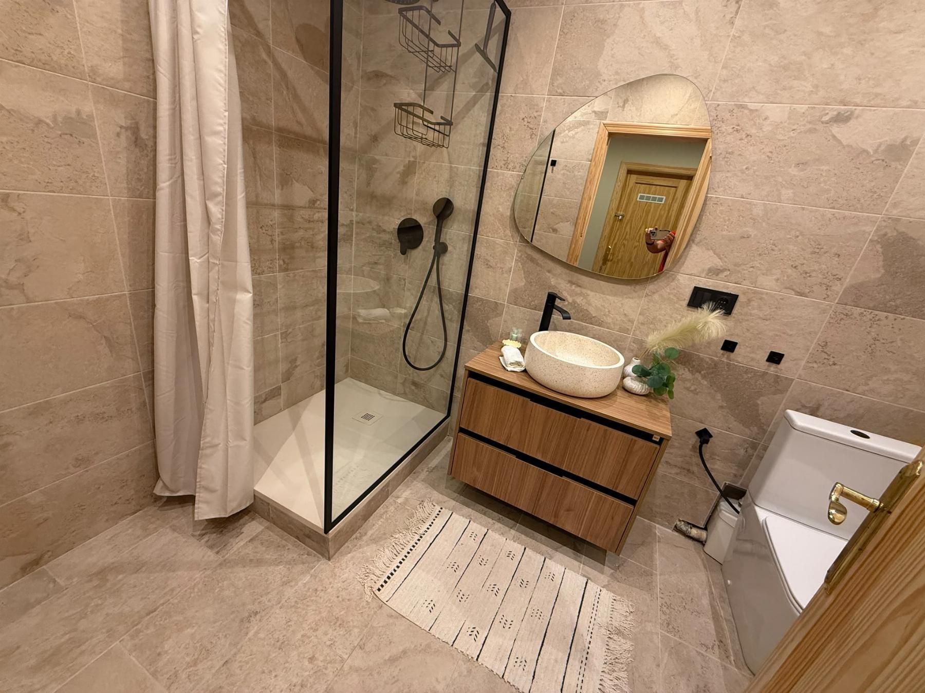 Villa de lujo reformada en Montezenia con piscina privada — 5 dorm. y 3 baños
