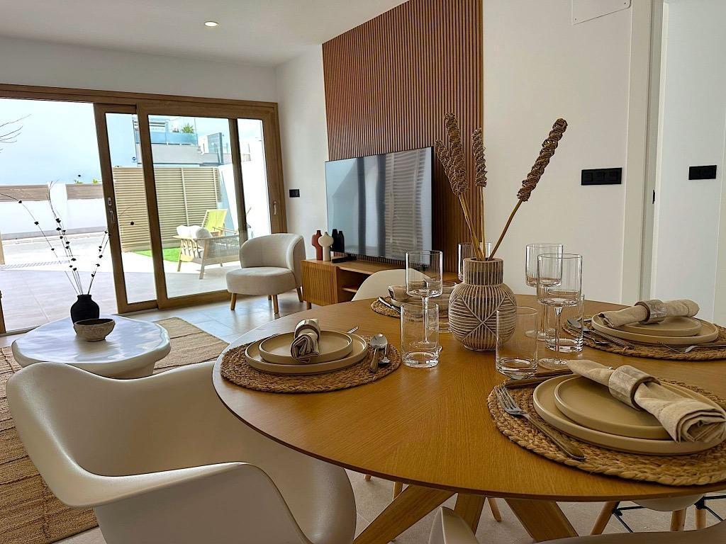 Chalet boutique de obra nueva a 800m de la playa en San Pedro del Pinatar - 2 dorm.