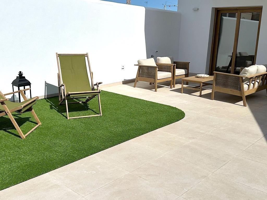 Chalet boutique de obra nueva con piscina privada en San Pedro del Pinatar