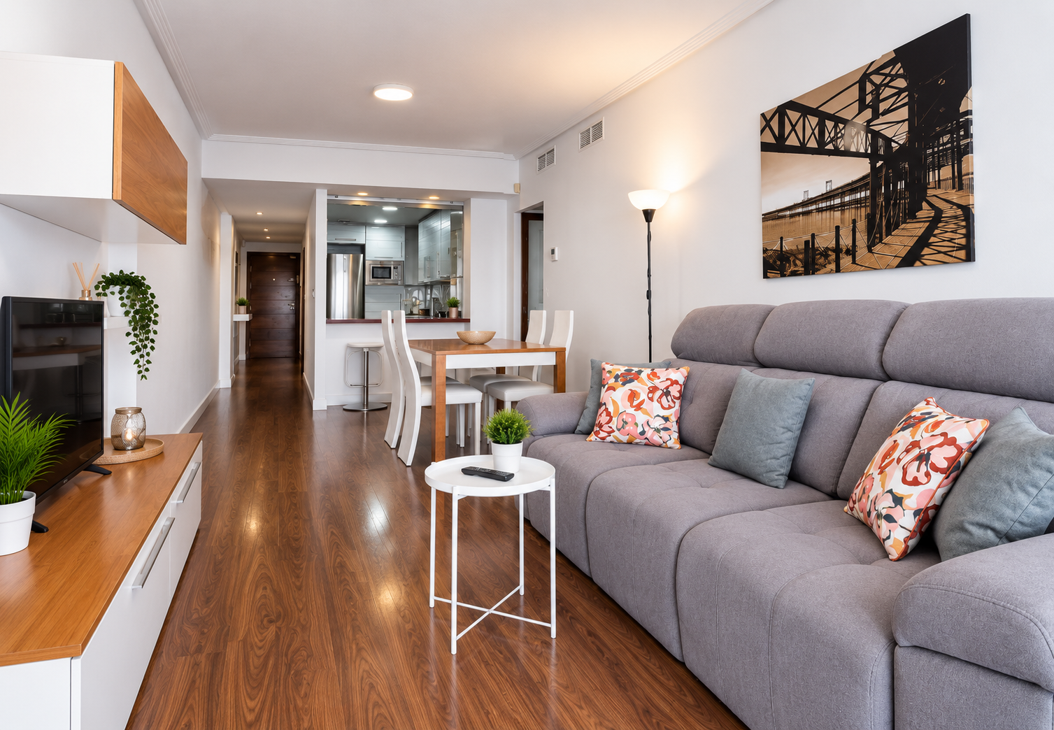 Lujo frente al mar en Playa del Cura: 3 dorm, terraza de 20m² y piscina