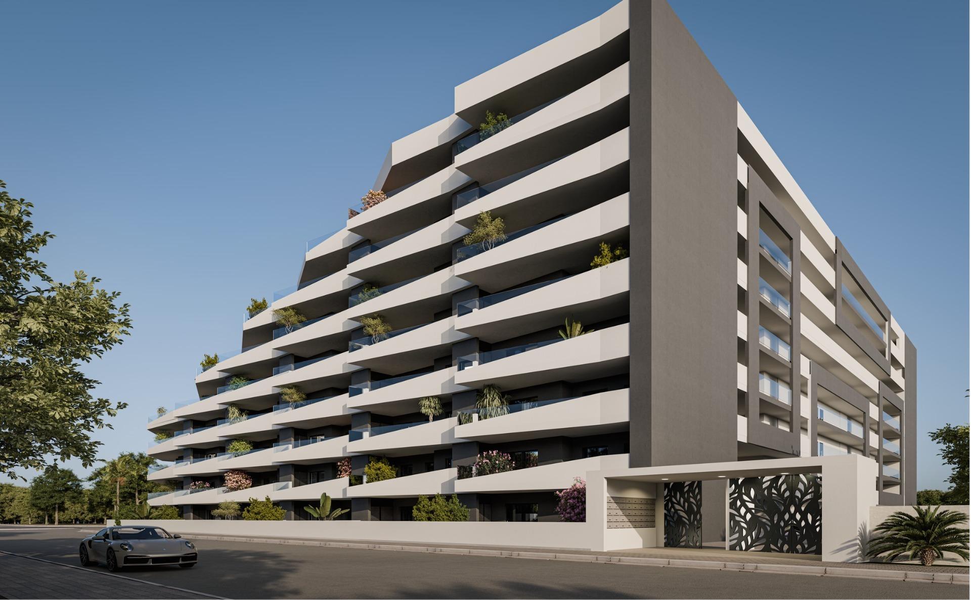 Apartamento de obra nueva con piscina privada en San Miguel de Salinas — 2 dorm.