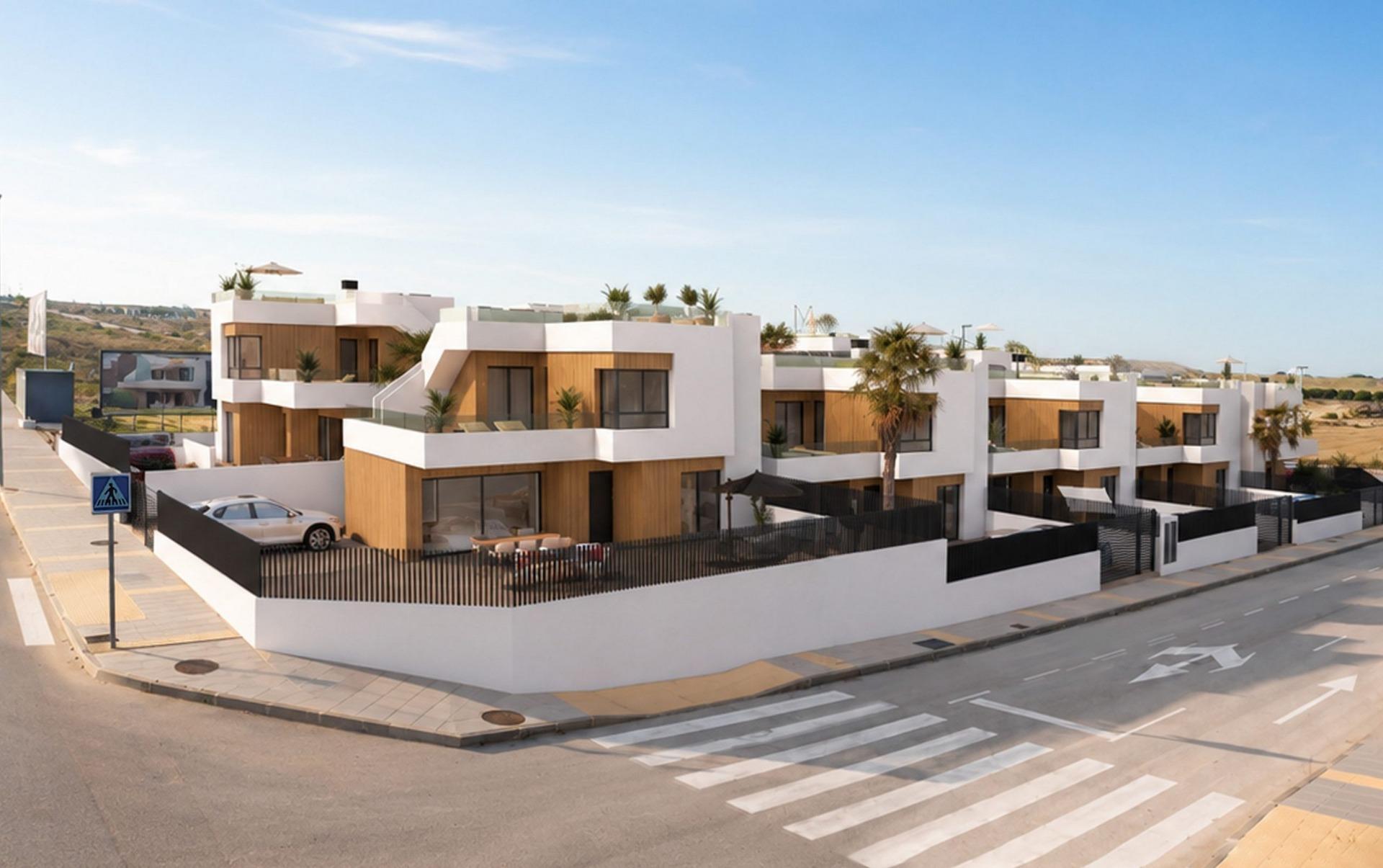 Villa de obra nueva con piscina privada en Vistabella Golf — 3 dorm. y 3 baños