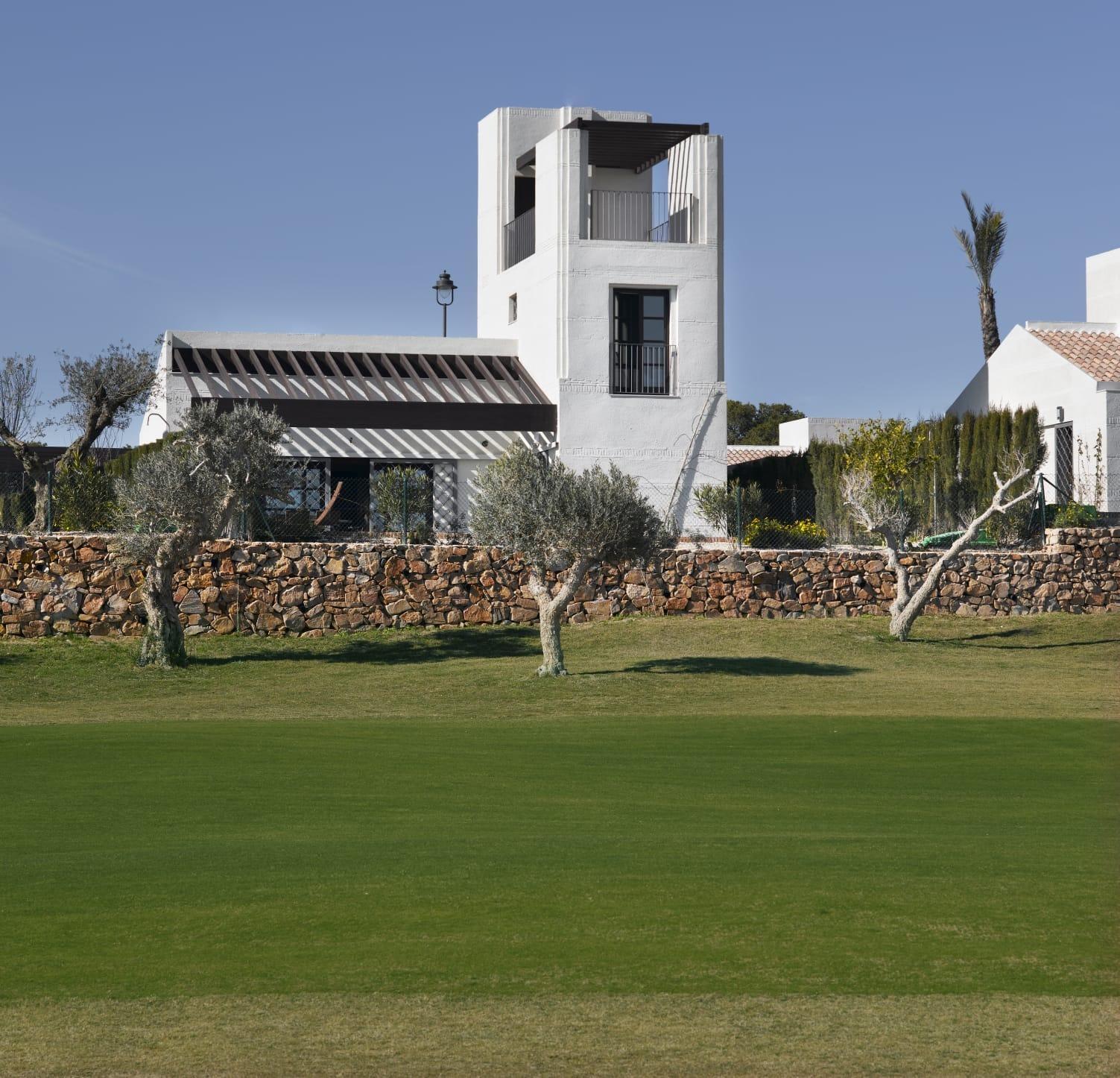 Villa de obra nueva con piscina privada en Peraleja Golf, Sucina — 2 dorm.