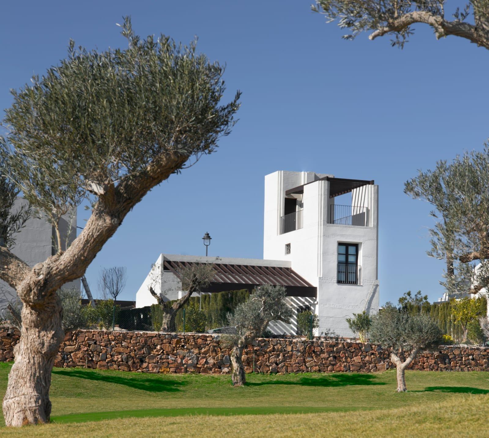 Villa de obra nueva con piscina privada en Peraleja Golf, Sucina — 2 dorm.