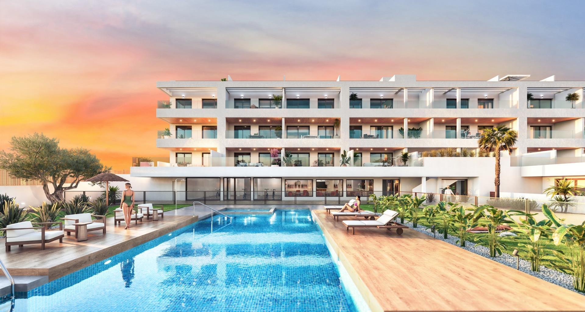 Apartamento de lujo con piscina privada en Los Frutales, Torrevieja — 3 dorm.