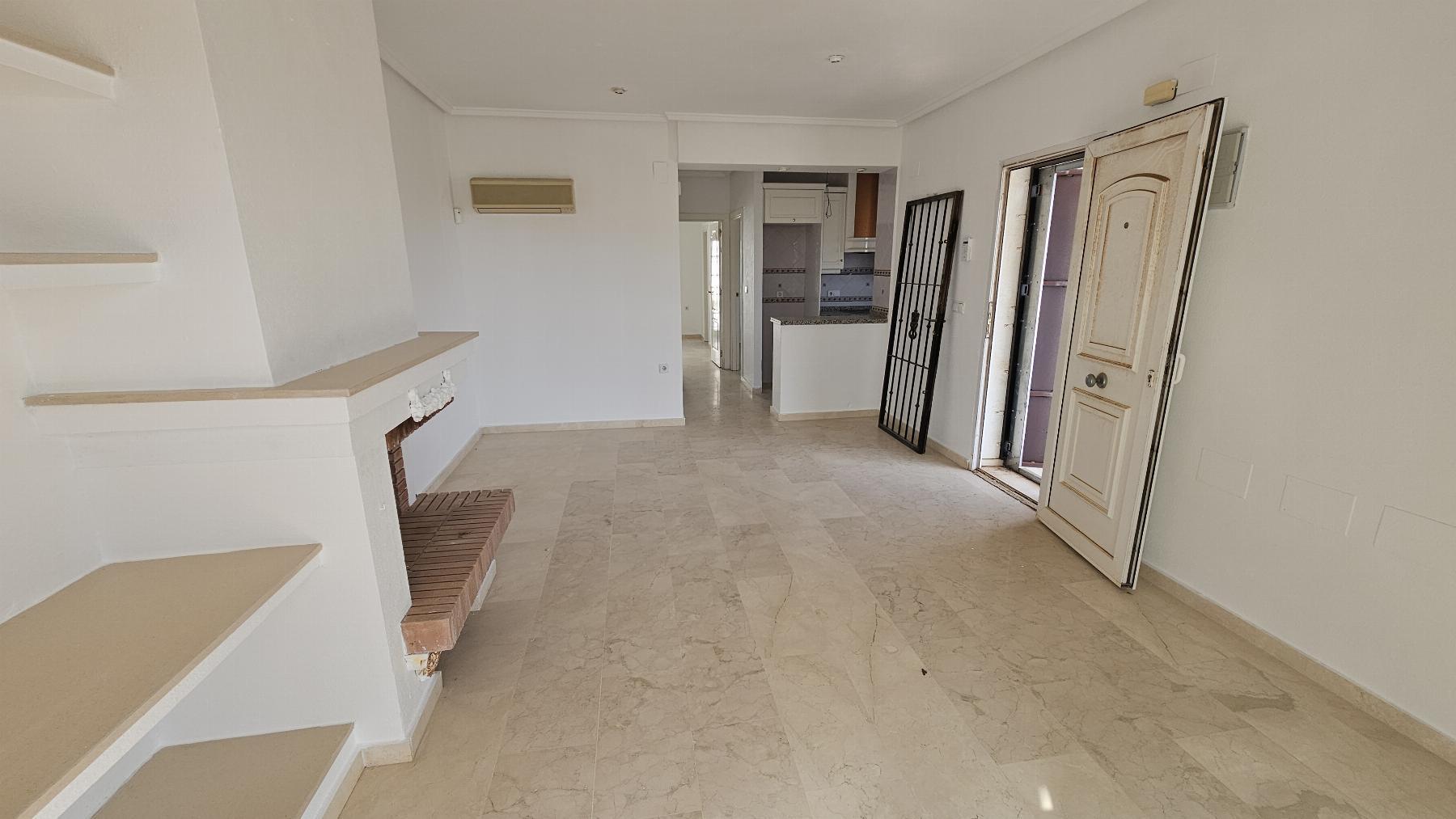 Bungalow con piscina privada y vistas al mar en Los Dolses — 2 dorm.