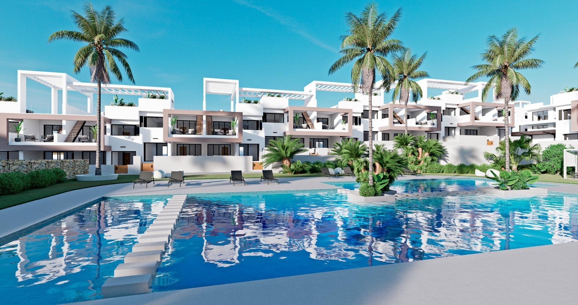Chalet de obra nueva con piscina privada y vistas en Finestrat — 3 dorm.