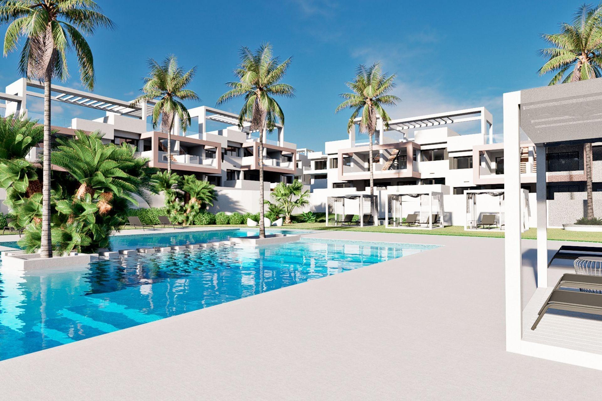 Chalet de obra nueva con piscina privada y vistas en Finestrat — 3 dorm.